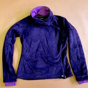 Mountain Hardwear sweater
